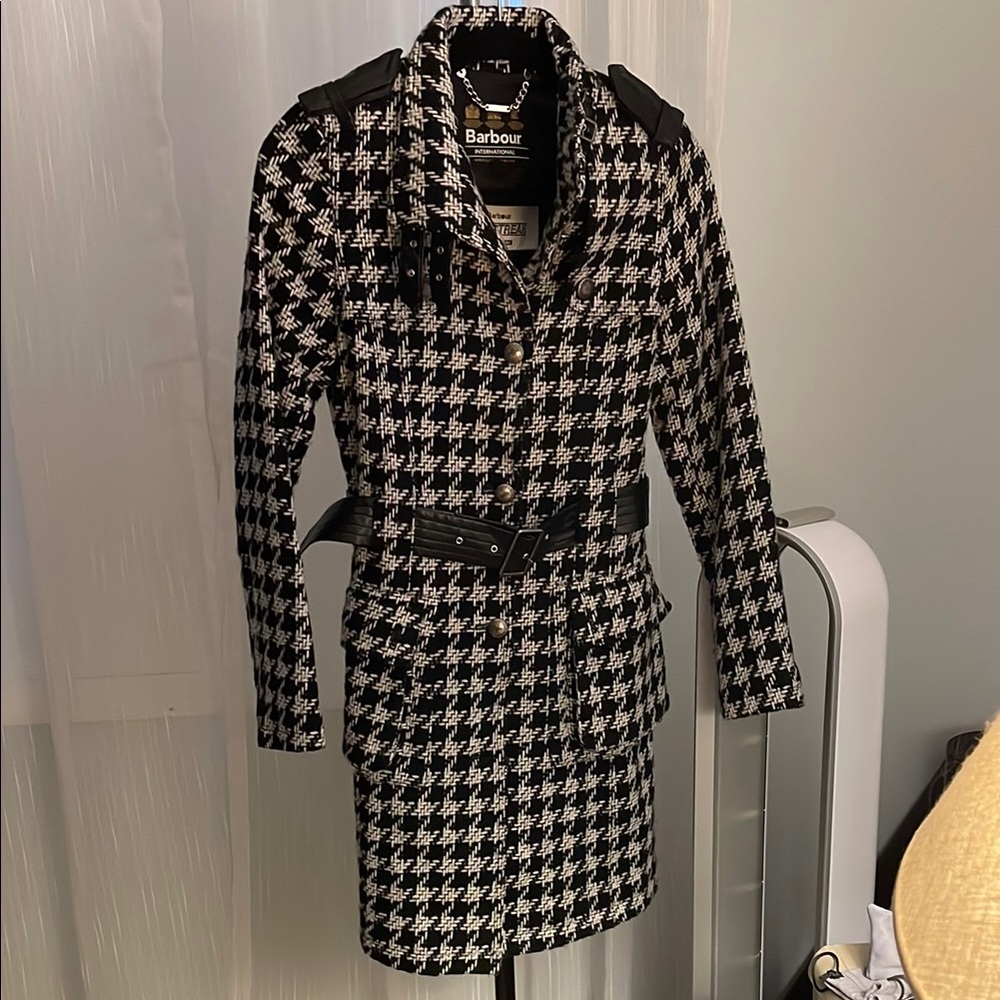 Barbour Women's Black and White Houndstooth Coat